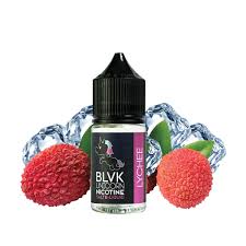 BLVK 荔枝煙油瓶身設計，粉嫩果系色彩呈現自然荔枝印象